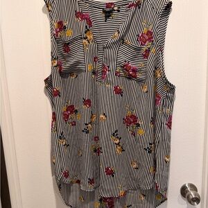 Torrid Harper Sleeveless Blouse Floral Stripe Tank Size 3 Plus Size High Low Top